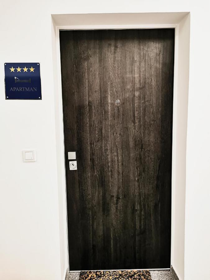 Apartman Angel Osijek Exterior photo